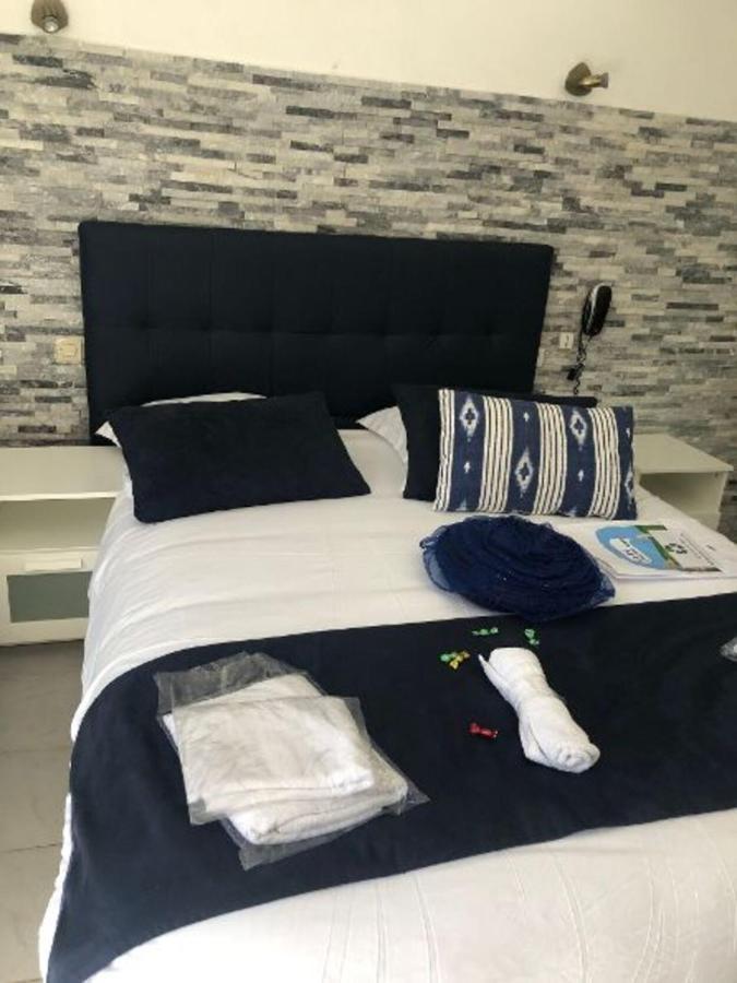 Hotel Les Mimosas Bormes-les-Mimosas Eksteriør billede
